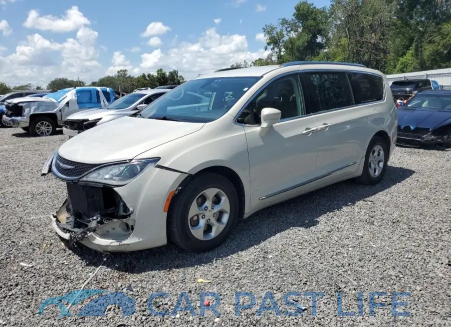 2C4RC1EG3HR560560# 1