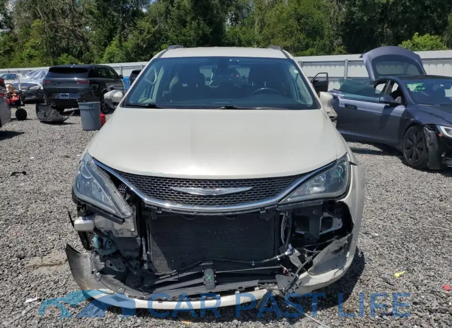 2C4RC1EG3HR560560# 5