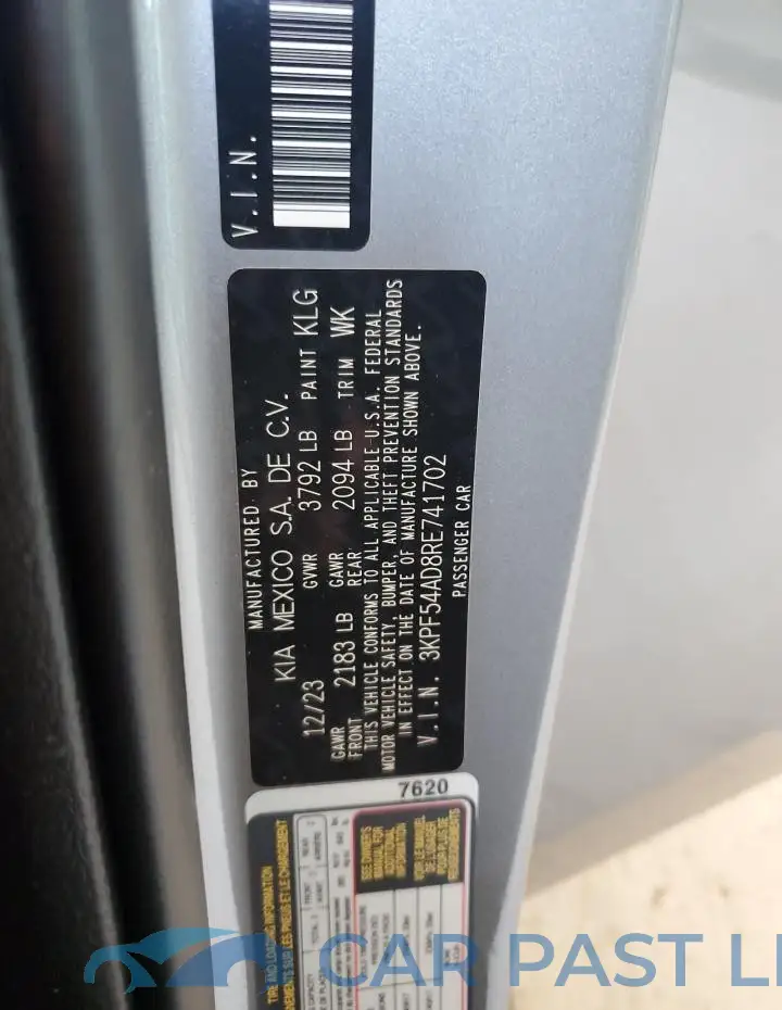 3KPF54AD8RE741702# 13