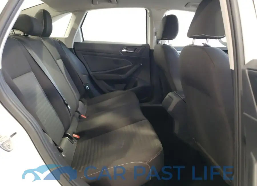 3VW5M7BU4RM036851# 10