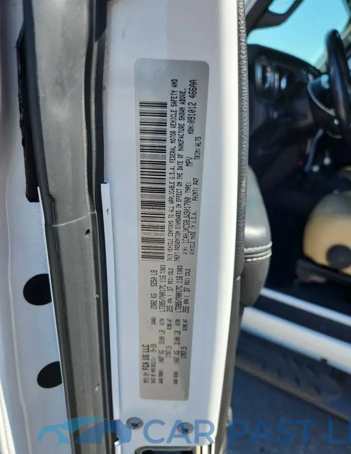 1C4HJXCG8JW301700# 13