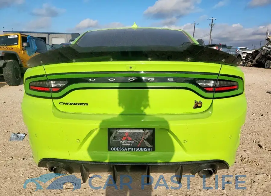 2C3CDXGJ4KH622077# 6