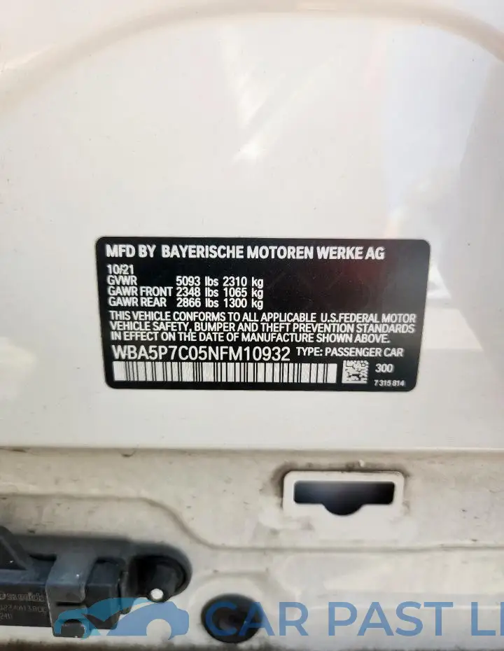 WBA5P7C05NFM10932# 13