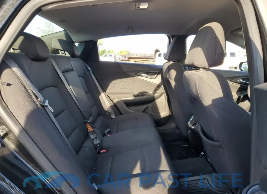 1G1ZD5ST0RF143257# 10