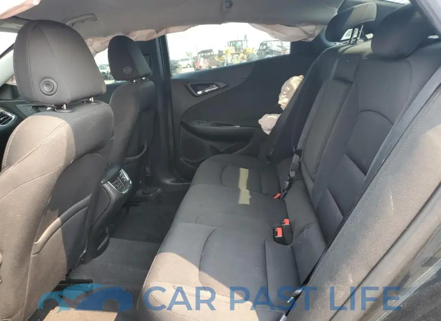 1G1ZD5ST6JF135846# 10