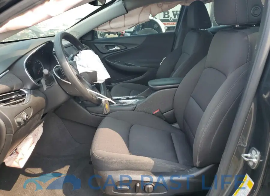 1G1ZD5ST6JF135846# 7