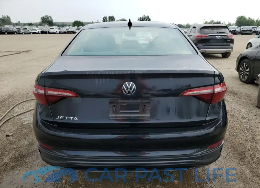 3VWFM7BUXNM028073# 6