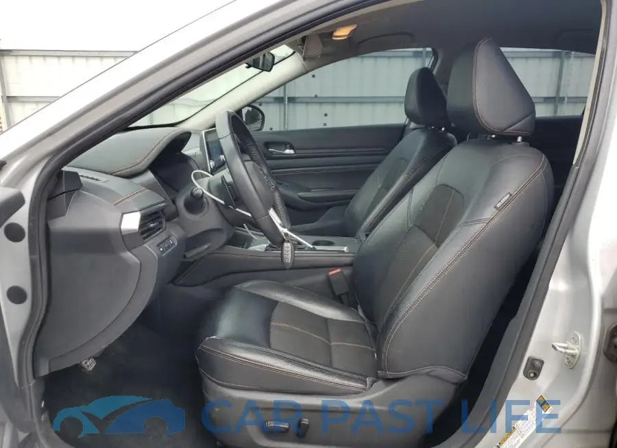 1N4BL4CV3KC126049# 7