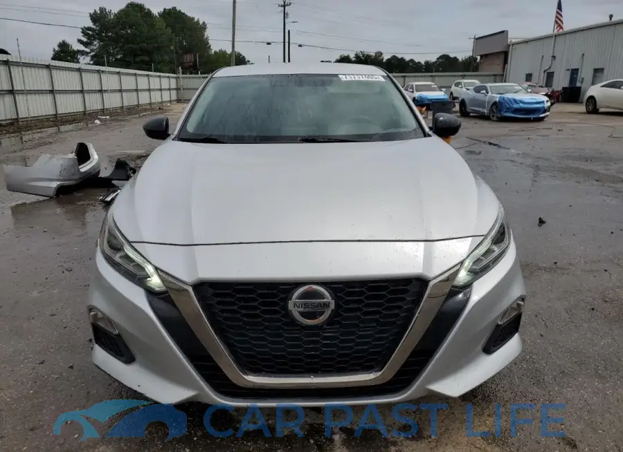 1N4BL4CV3KC126049# 5