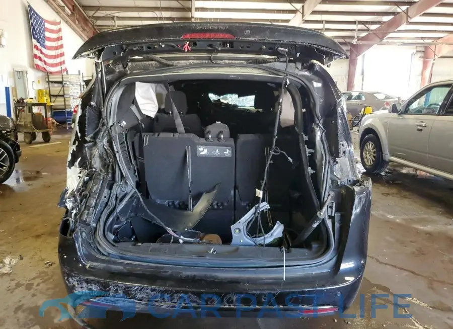 2C4RC1FG8JR306041# 6