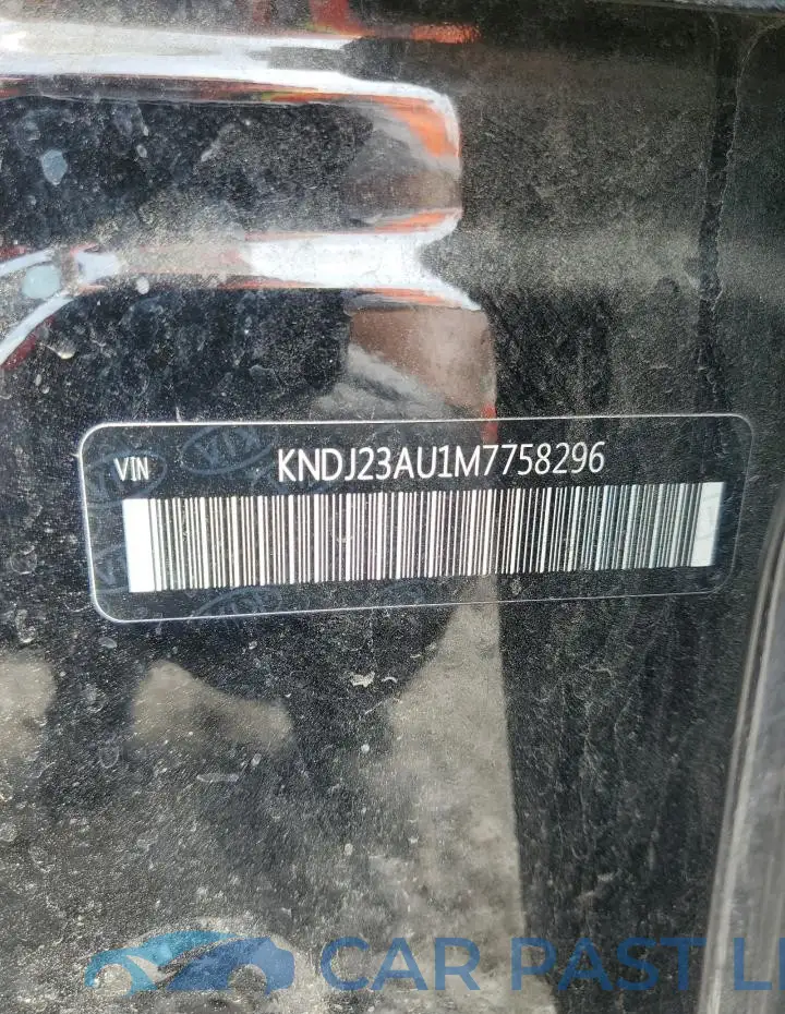 KNDJ23AU1M7758296# 12