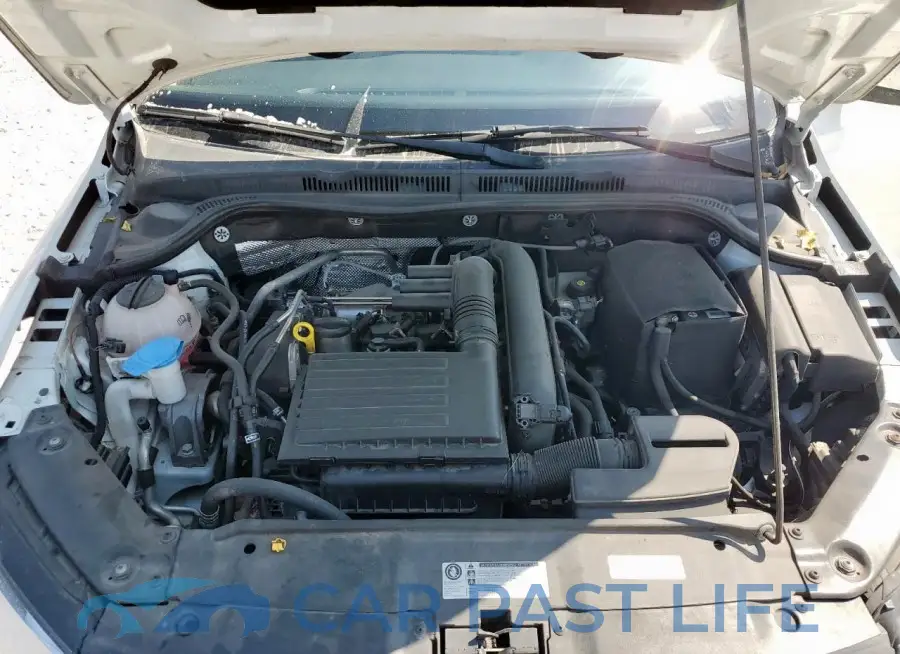3VW167AJ1HM369457# 11