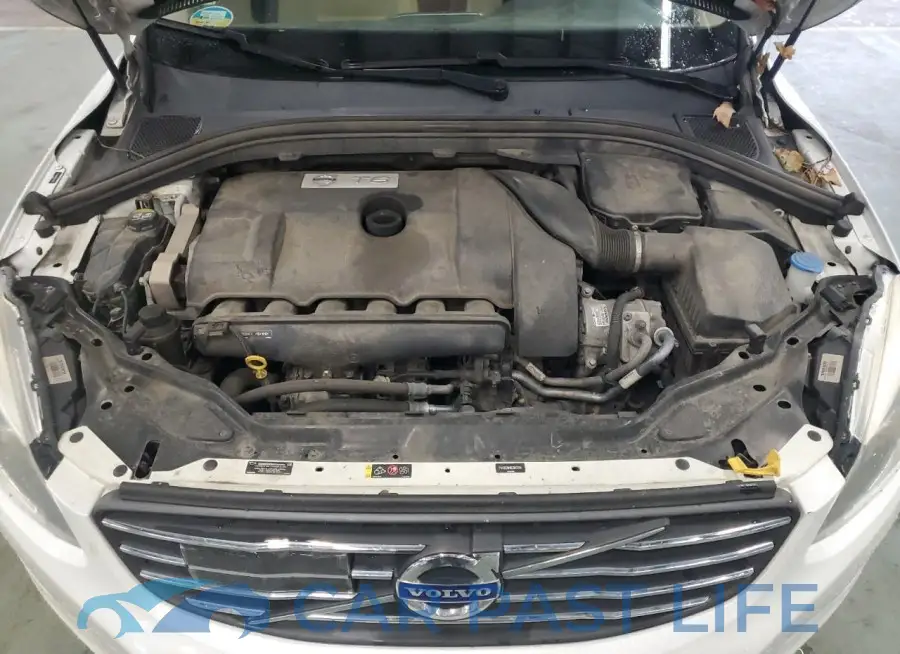 YV4902RM8G2847014# 12