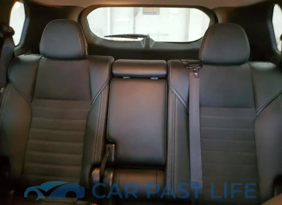 JA4J4VA82RZ073044# 10