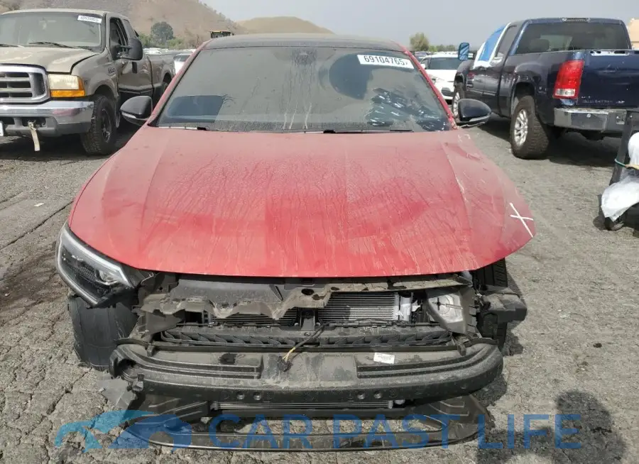 3VW1T7BU0RM000110# 5