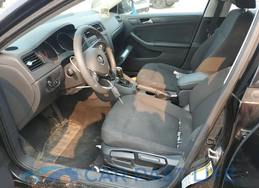 3VW267AJ7GM325045# 7
