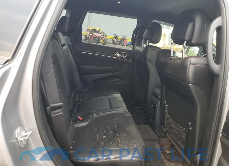 1C4RJFLGXHC810164# 11