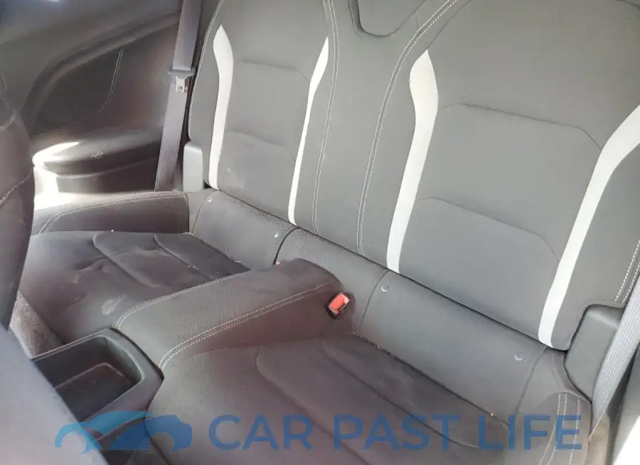 1G1FB1RX8J0118821# 10