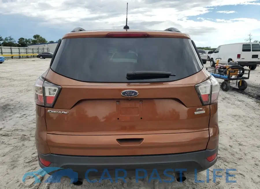 1FMCU0GD1HUA09574# 6