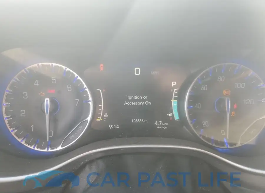2C4RC1GG1JR232993# 9