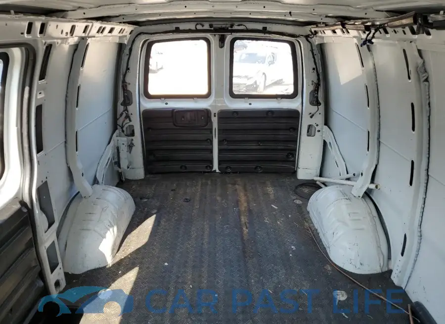 1GTW7AFG9L1256331# 10