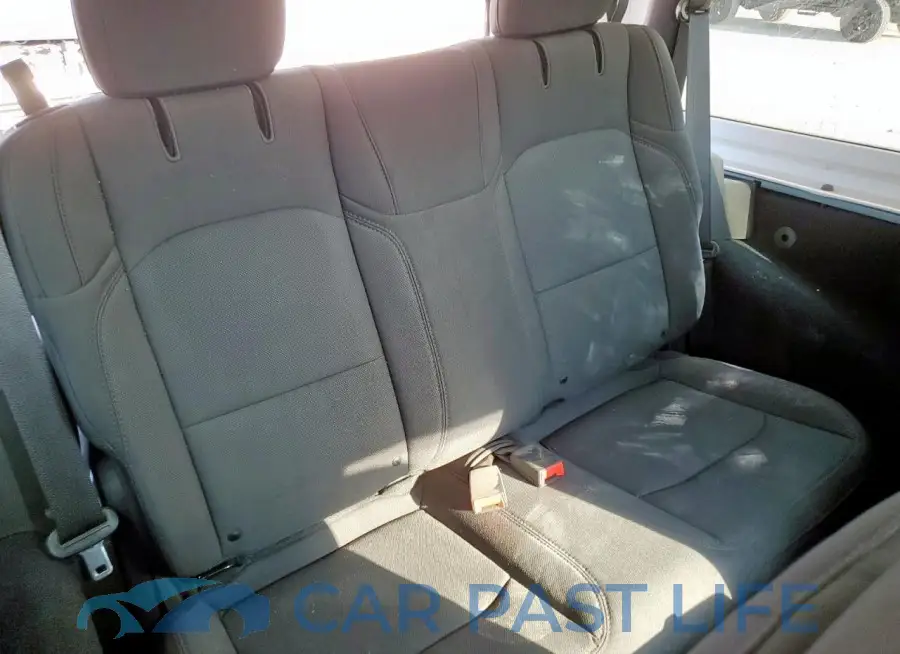 1C4HJXAG2PW650279# 10