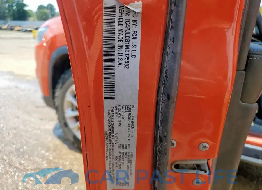 1C4PJLCB1MD125582# 13