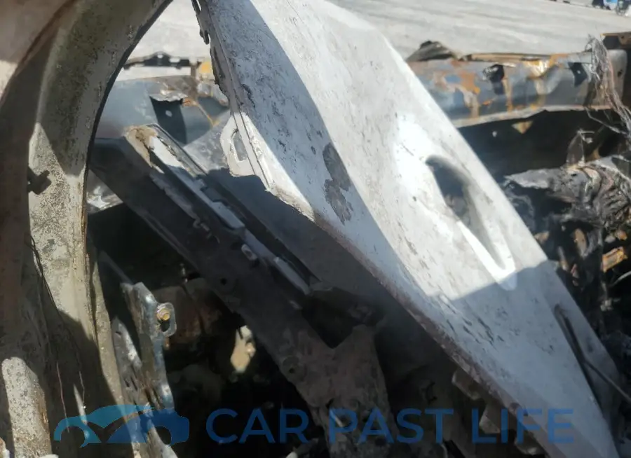 2GNAXHEV8J6138808# 9