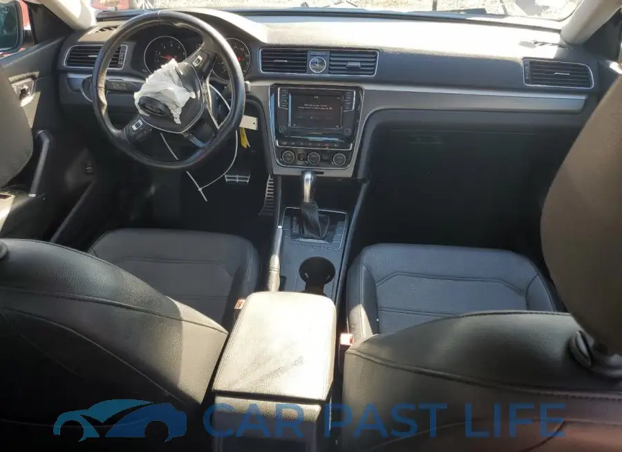 1VWDT7A39HC080495# 8