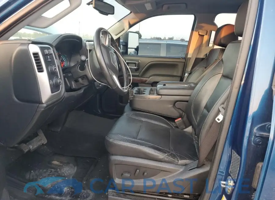 1GT42WCY1JF207494# 7