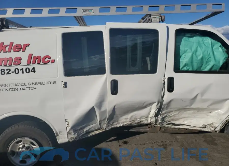 1GCWGAFB7J1345297# 11