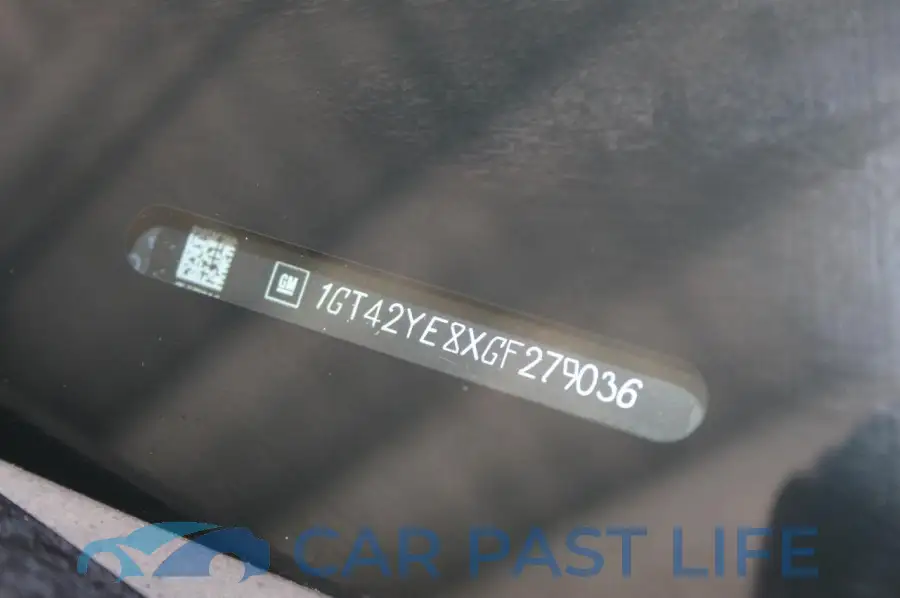 1GT42YE8XGF279036# 10