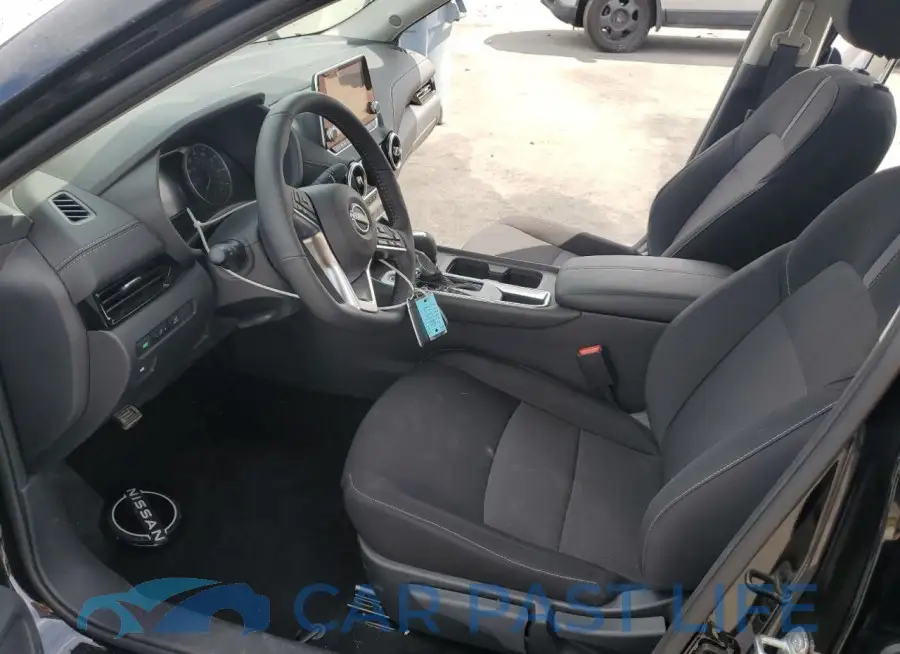 3N1AB8CV7SY320853# 7