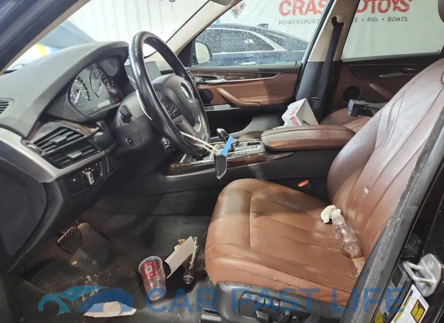 5UXKR0C5XG0P19495# 7