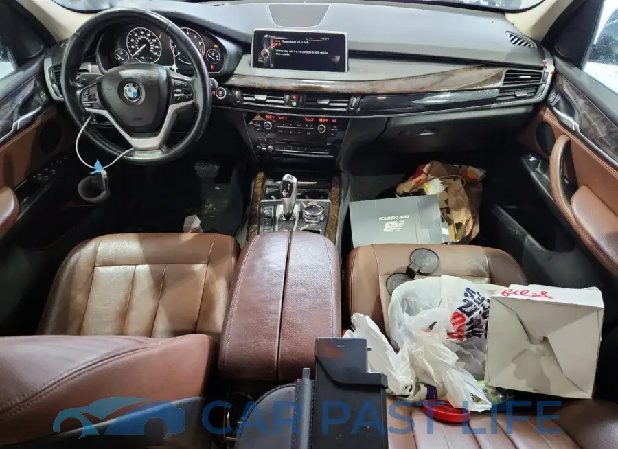 5UXKR0C5XG0P19495# 8