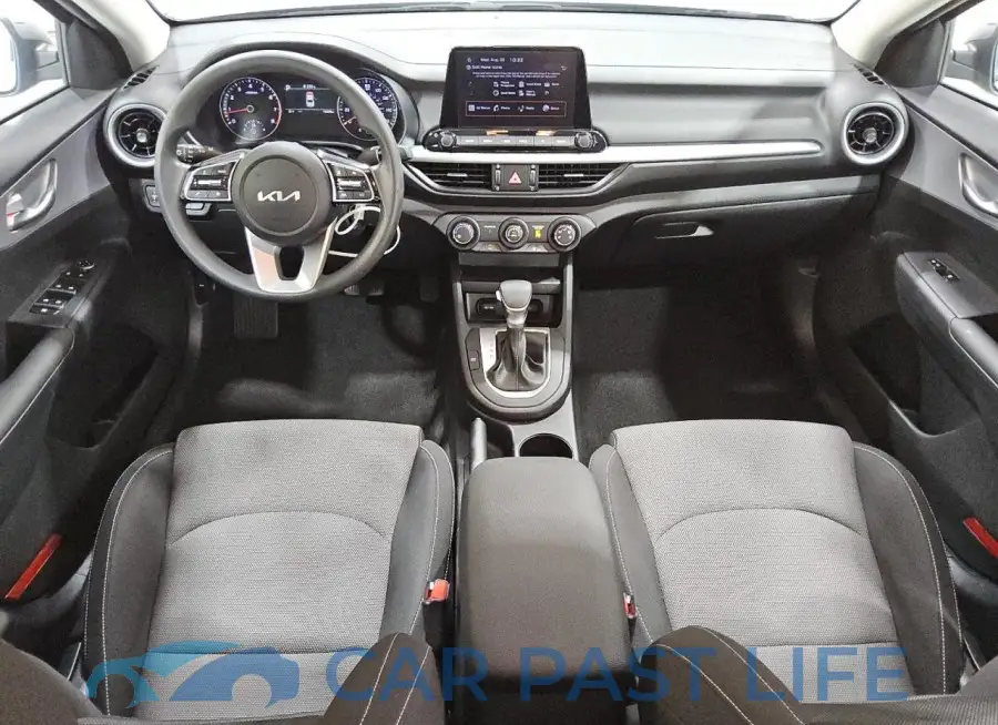 3KPF24AD6RE792690# 8