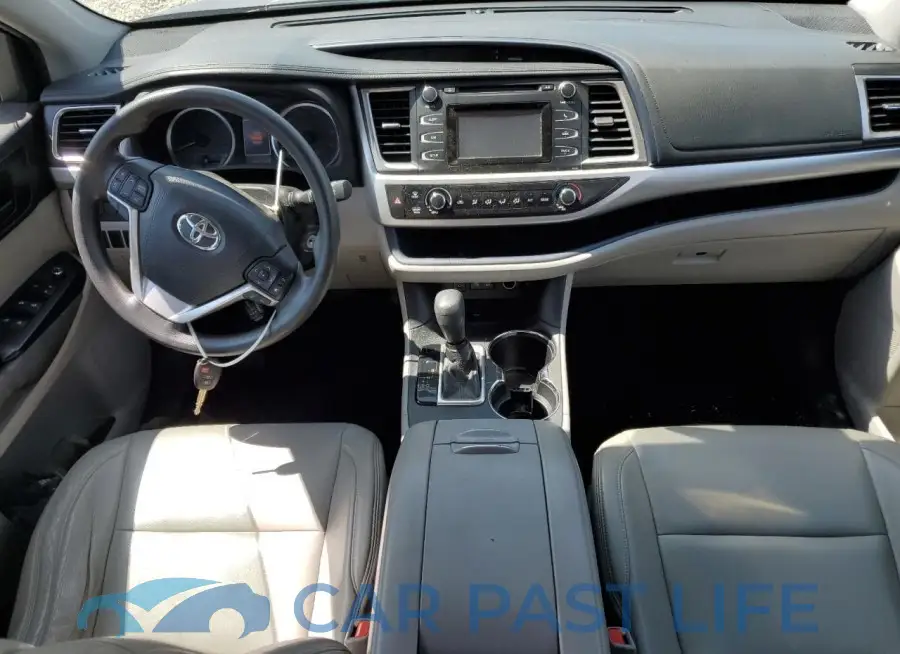 5TDZZRFH1HS228225# 8