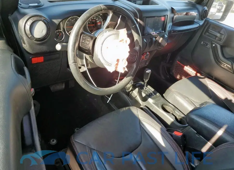 1C4BJWCG4JL842972# 8