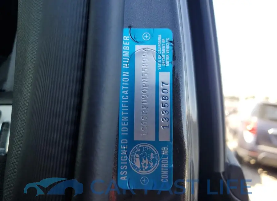 1C6SRFU90PN558994# 12