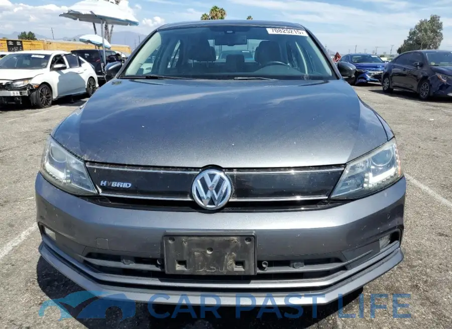 3VW637AJ9GM245417# 5