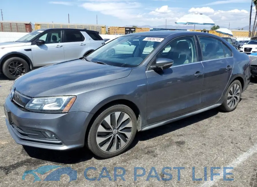 3VW637AJ9GM245417# 1