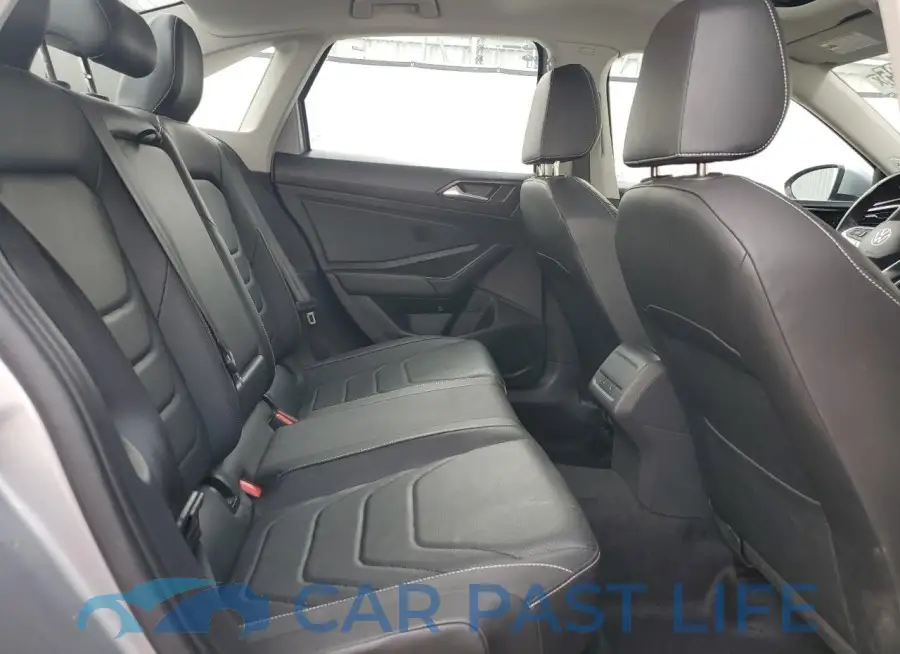 3VWGM7BU5RM089048# 10