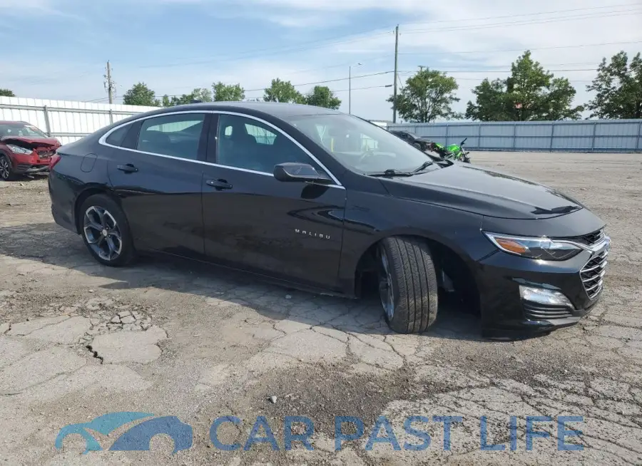 1G1ZD5ST3RF246589# 4