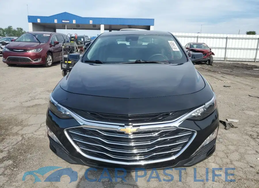 1G1ZD5ST3RF246589# 5