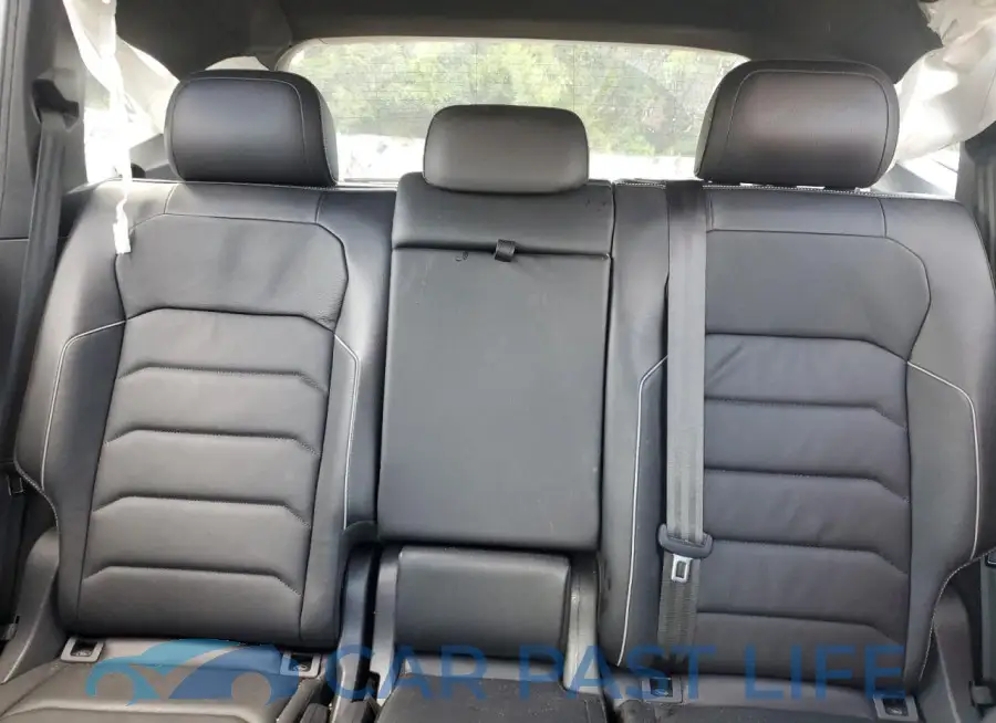 3VV4B7AX9MM159586# 10
