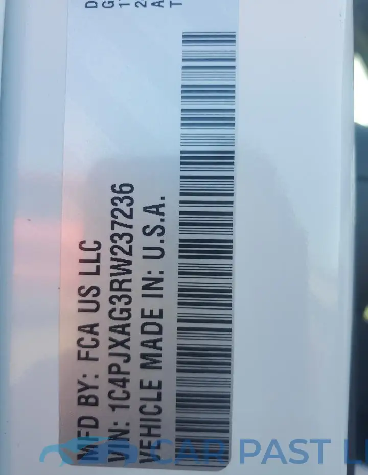 1C4PJXAG3RW237236# 12