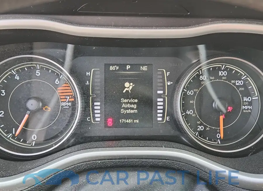 1C4PJLAB1GW114173# 9