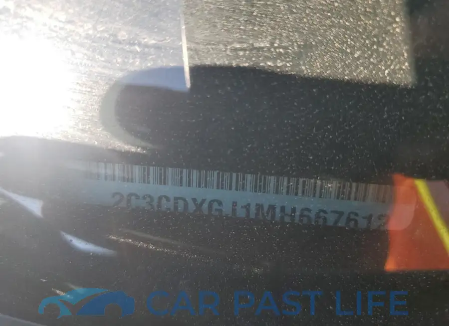 2C3CDXGJ1MH667612# 12