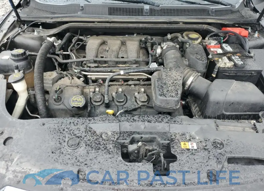 1FAHP2E82HG135370# 11