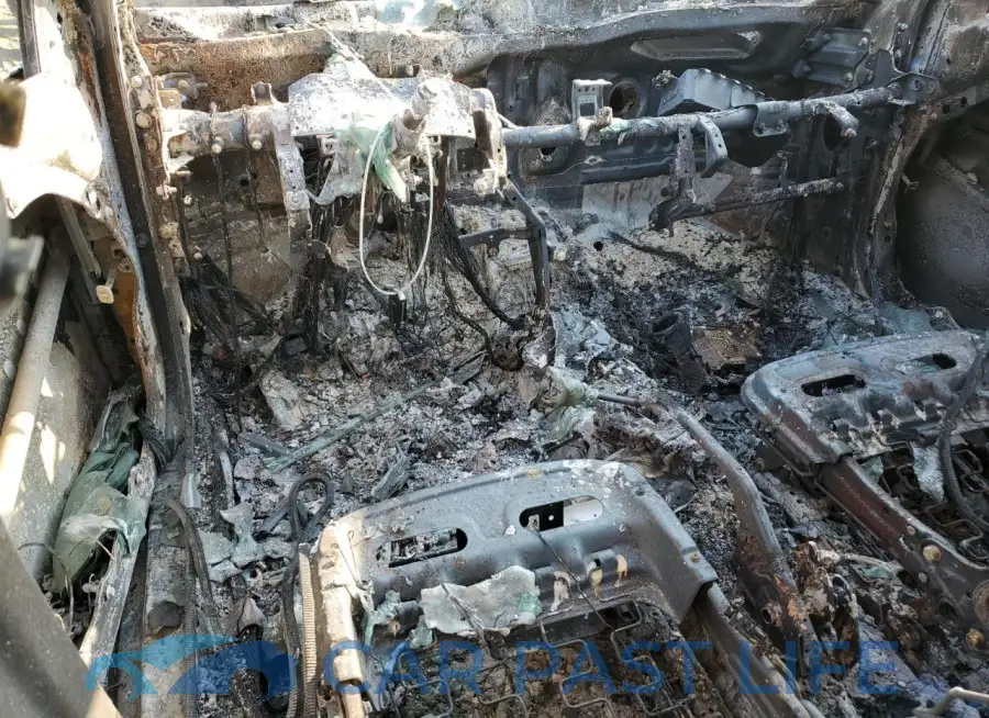 3KPF24AD2LE169672# 8